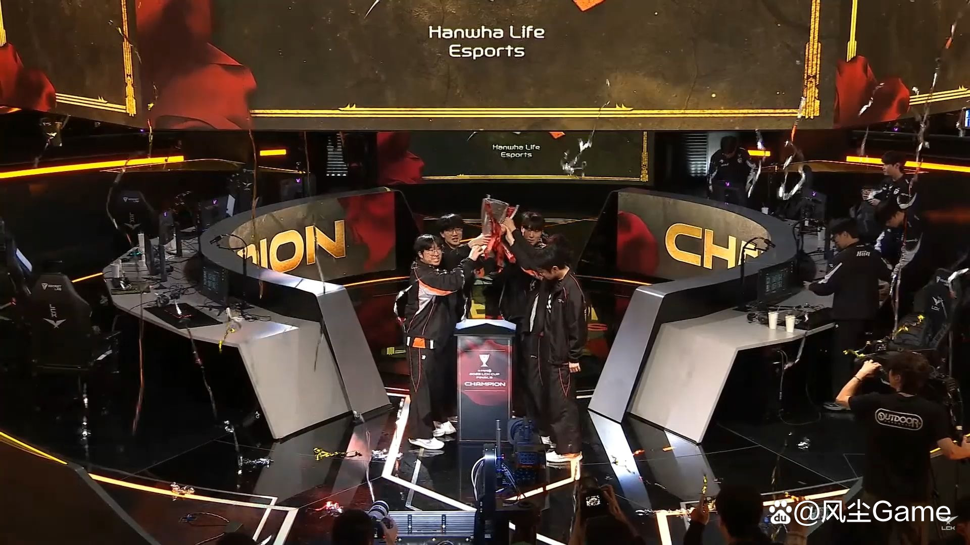 关于BLG绝杀TES，Faker三分雨点燃全场的信息