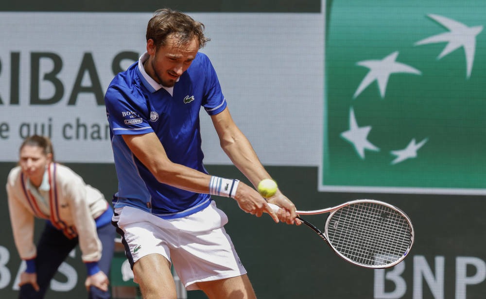 关于德国网球队逆转日本网球队，梅德韦杰夫高光表现的信息