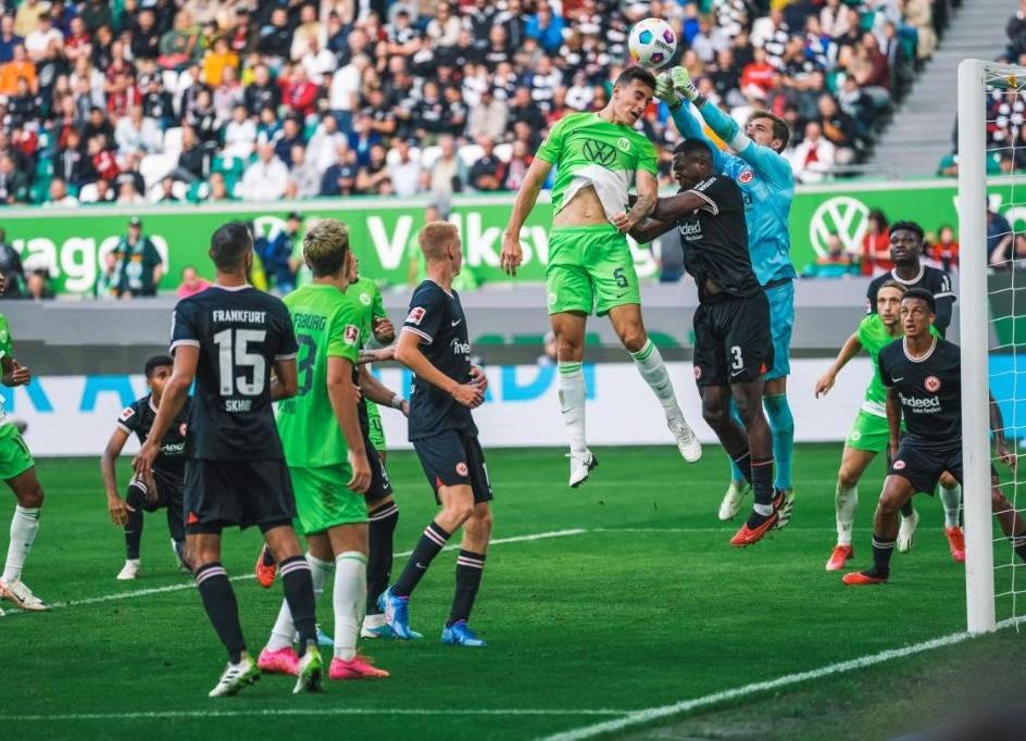 关于沃尔夫斯堡客场取胜,德甲前进路上稳健的信息 关于沃尔夫斯堡客场取胜,德甲前进路上稳健的信息