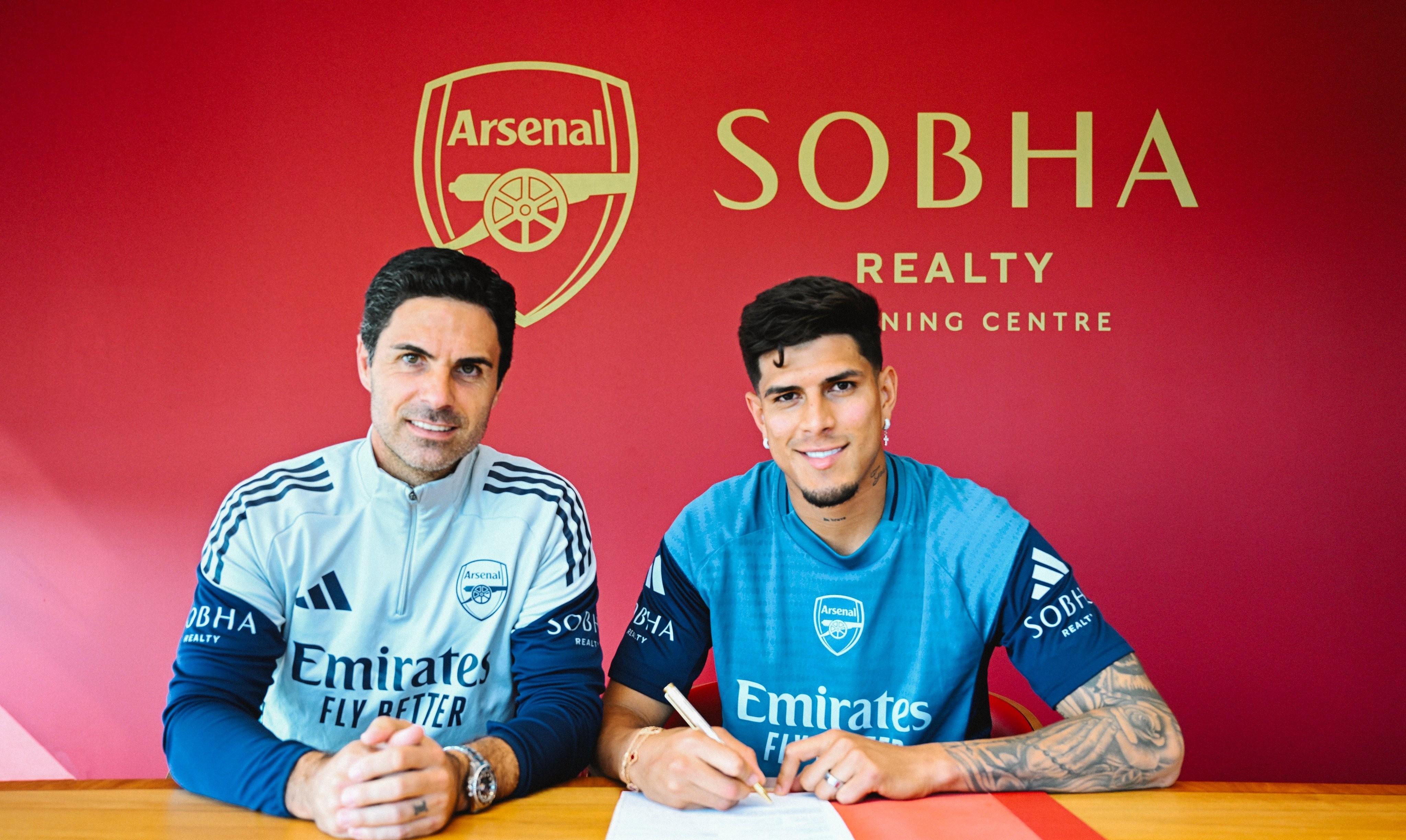 阿森纳逆袭反超，夺得胜利宝座的简单介绍