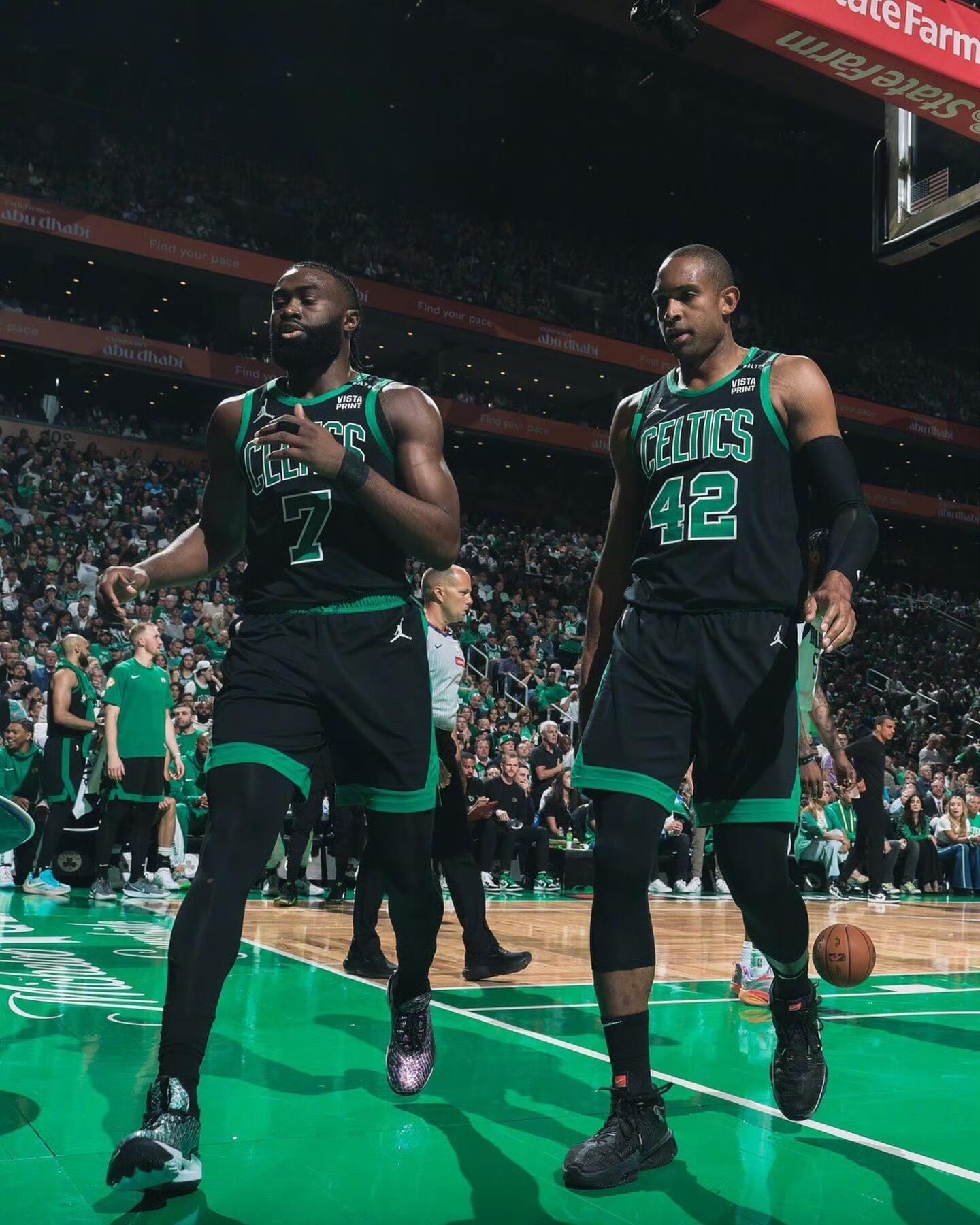 包含绿军淘汰骑士，展现出色团队合作精神的词条