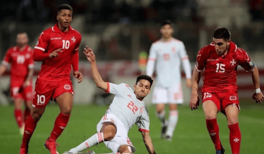 包含斯洛文尼亚队横扫希腊，晋级欧国联半决赛的词条