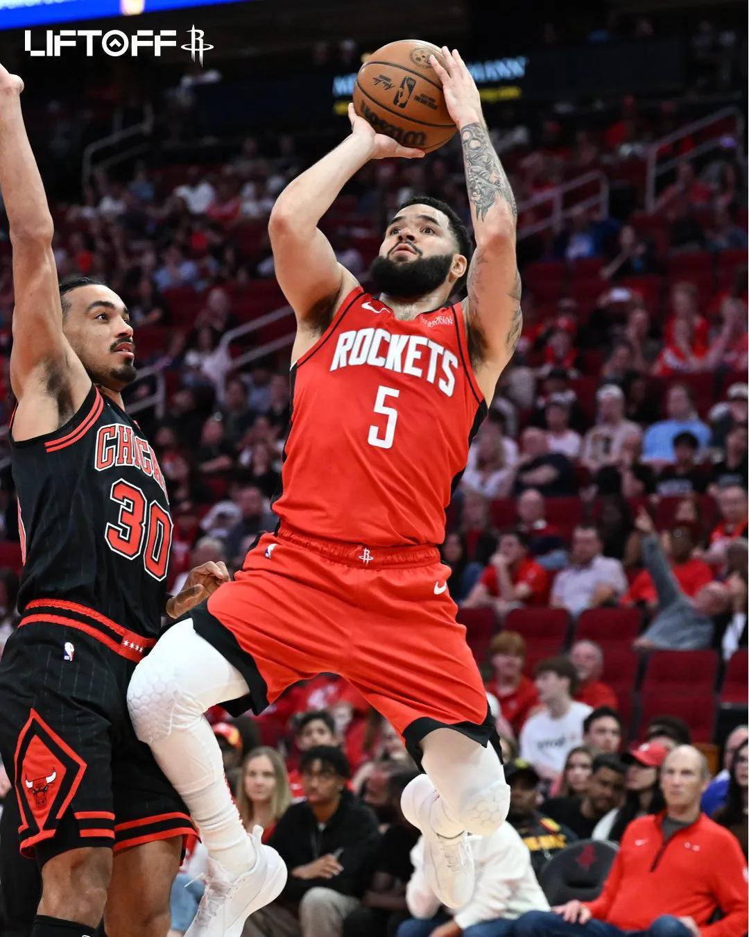 火箭碾压美国男篮，杰伦·布朗关键制胜的简单介绍