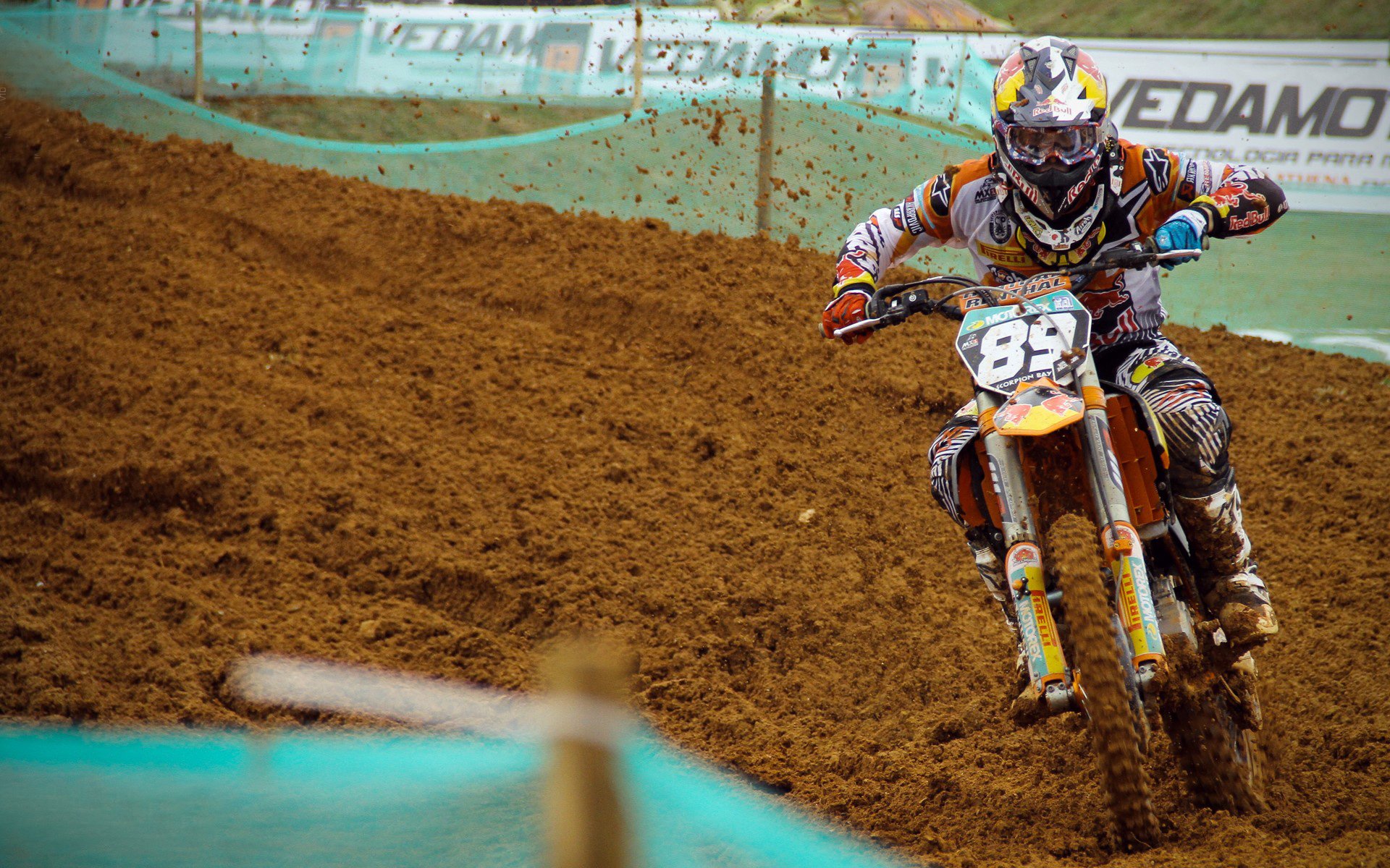 当袋鼠军团遇见高原雄鹰，一个瑞典人如何扛起澳大利亚的足球脊梁